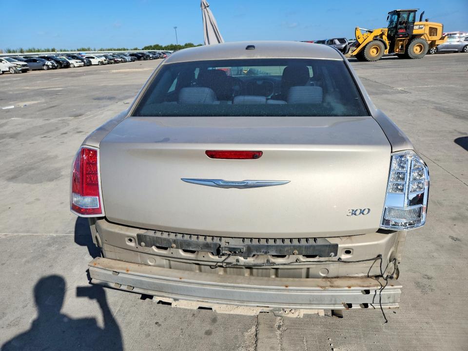 Foto 6 de la subasta – 2012 CHRYSLER 300 con VIN 2C3CCAAG1CH311477