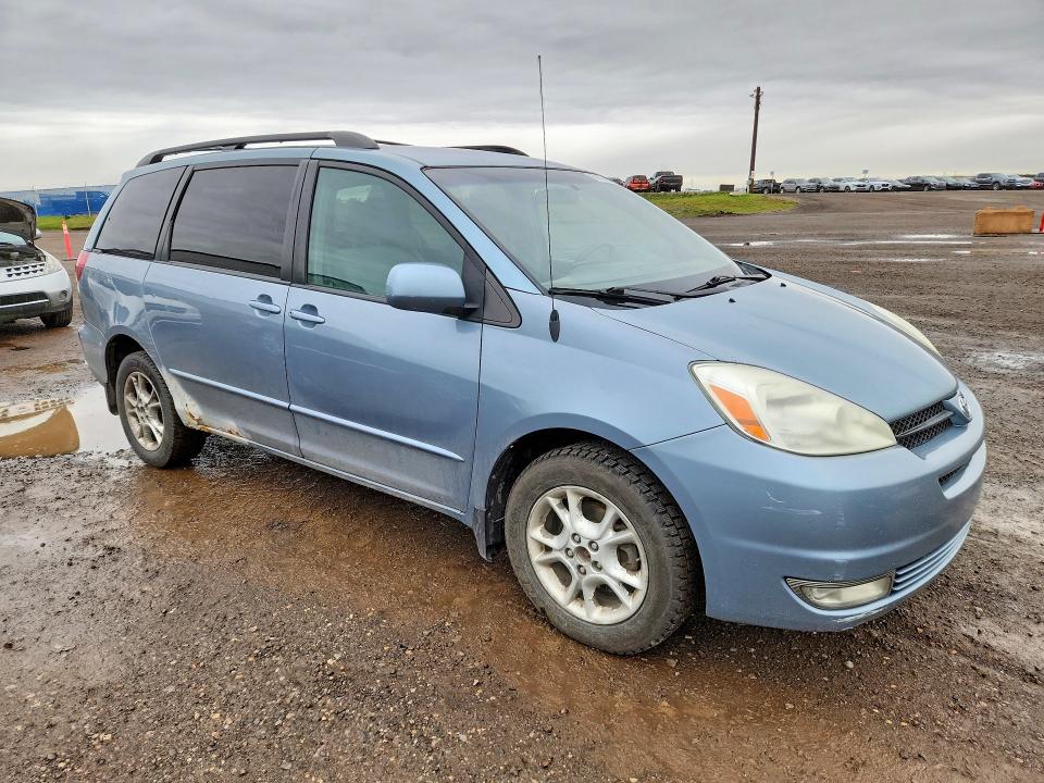 Photo 4 from auction – 2005 TOYOTA SIENNA with VIN 5TDBA23C05S039702