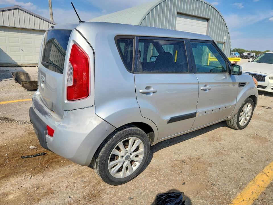 Foto 3 de la subasta – 2012 KIA SOUL con VIN KNDJT2A60C7378812