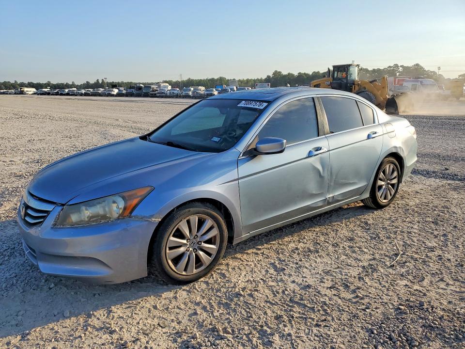 HONDA ACCORD 2011 with VIN 1HGCP2F83BA143413 - Photo from auction