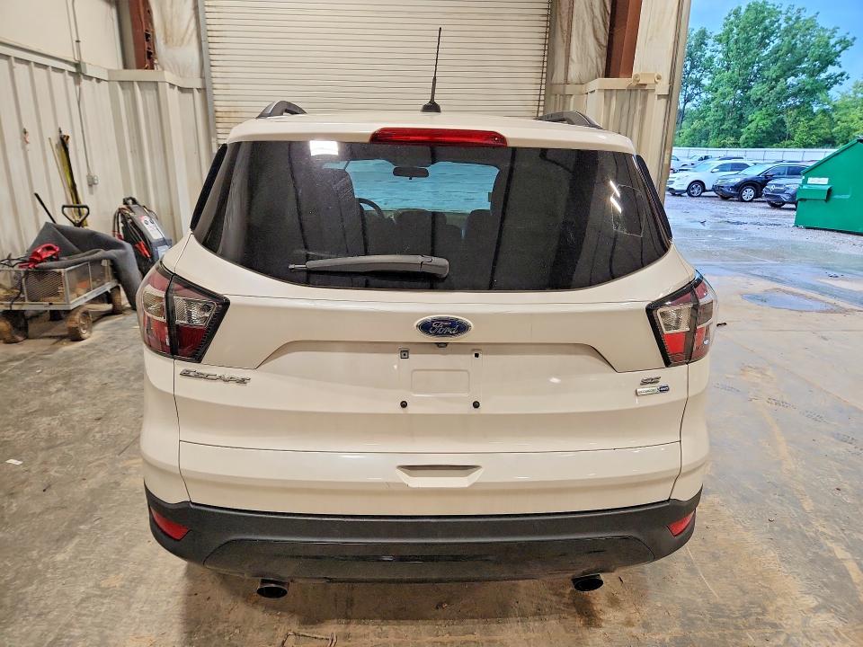 Photo 6 from auction – 2017 FORD ESCAPE with VIN 1FMCU9GD3HUC09943