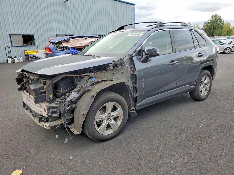 TOYOTA RAV4 2021 с VIN JTMM6RFV8MD019904 - Снимка от търг