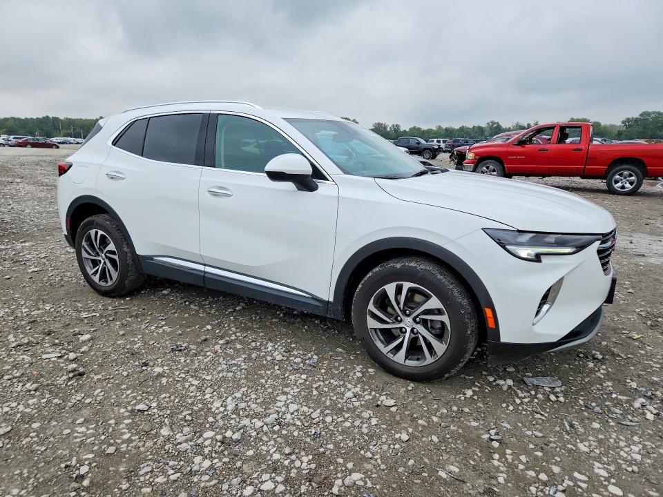 Снимка 4 от търг – 2023 BUICK ENVISION с VIN LRBFZNR40PD053768
