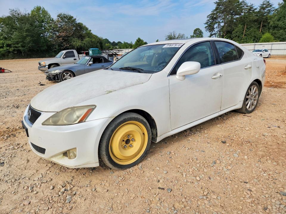 LEXUS IS 2007 с VIN JTHBE262972008013 - Снимка от търг