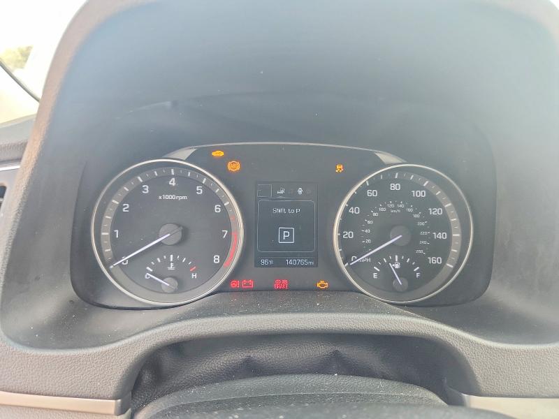 Photo 9 from auction – 2017 HYUNDAI ELANTRA with VIN 5NPD84LFXHH030798