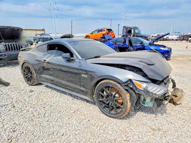 Photo 4 from auction – 2017 FORD MUSTANG with VIN 1FA6P8CF7H5259397