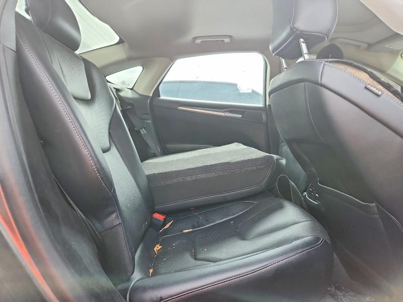 Photo 10 from auction – 2020 FORD FUSION with VIN 3FA6P0D97LR136831
