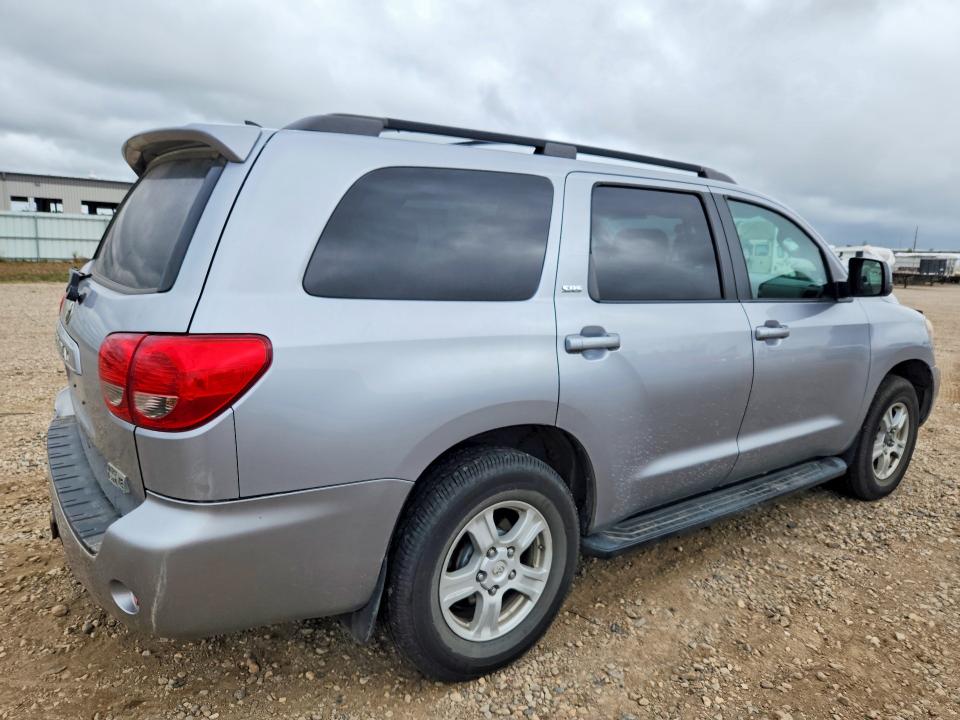 Photo 3 from auction – 2011 TOYOTA SEQUOIA with VIN 5TDBY5G1XBS041216