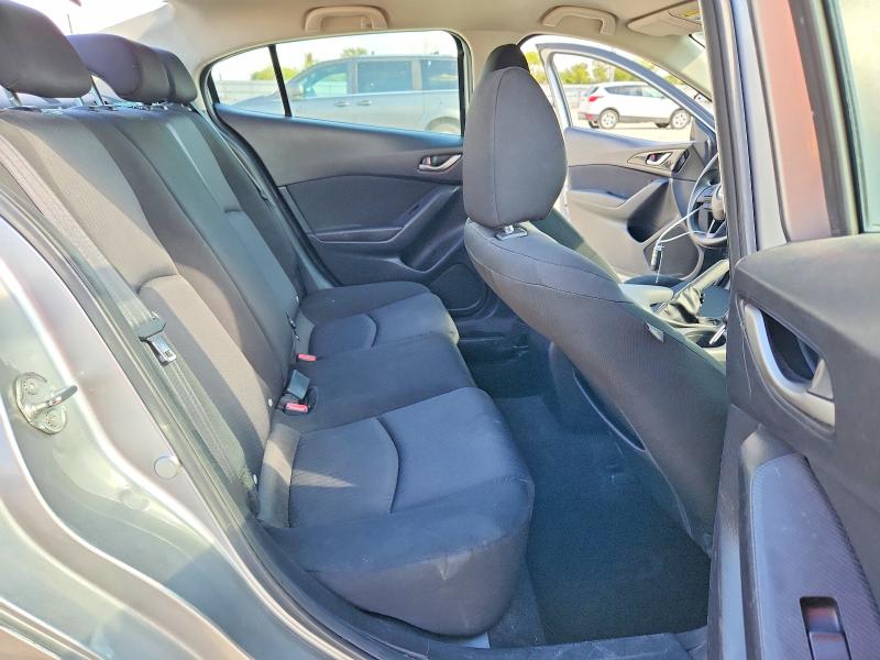 Снимка 10 от търг – 2016 MAZDA 3 с VIN 3MZBM1T71GM266613