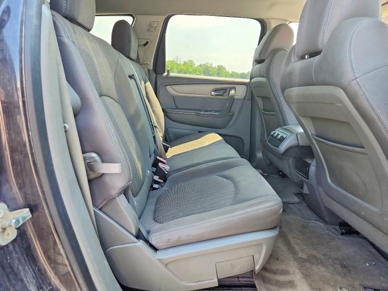 Photo 11 from auction – 2015 CHEVROLET TRAVERSE with VIN 1GNKVGKD6FJ362895