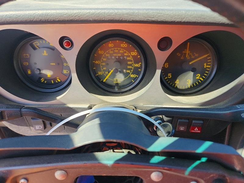 Photo 9 from auction – 1984 PORSCHE 944 with VIN WP0AA0942EN451643