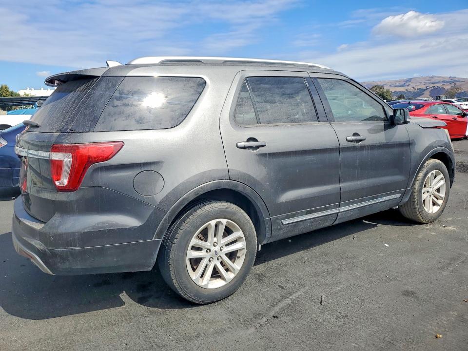 صورة رقم 3 من المزاد - 2016 FORD EXPLORER مع VIN 1FM5K7D84GGC23003