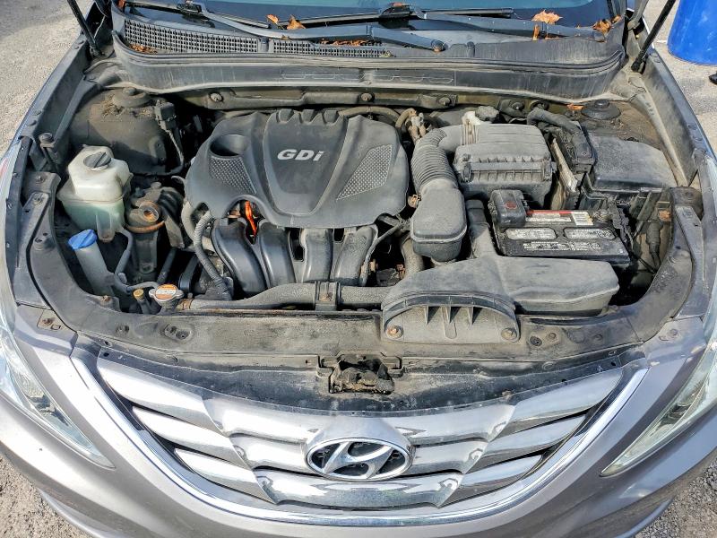 Photo 11 from auction – 2011 HYUNDAI SONATA with VIN 5NPEC4AC7BH164610