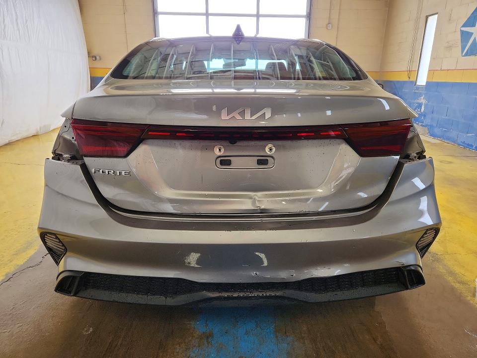 Zdjęcie 6 z aukcji – 2023 KIA FORTE z VIN 3KPF24AD1PE650695