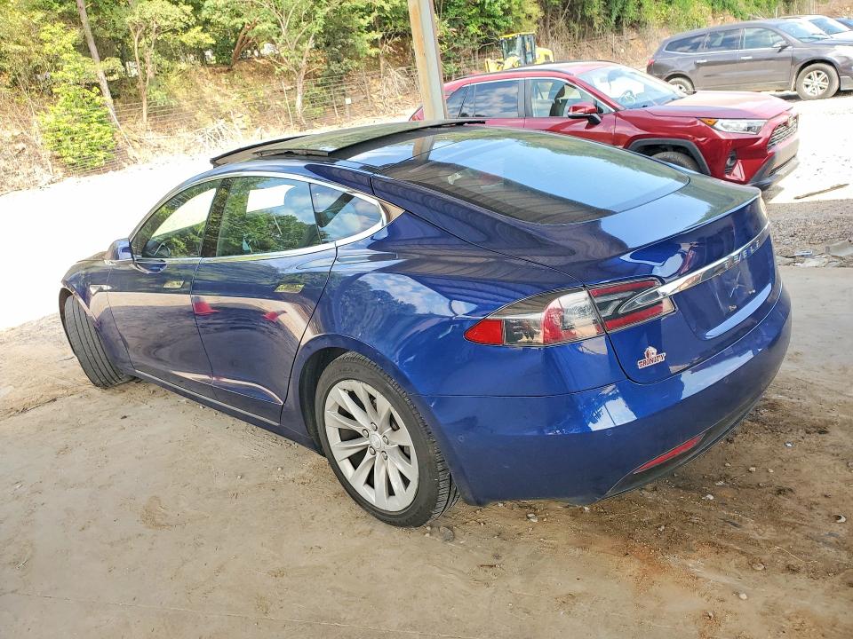 Photo 2 from auction – 2016 TESLA MODEL S with VIN 5YJSA1E27GF159597