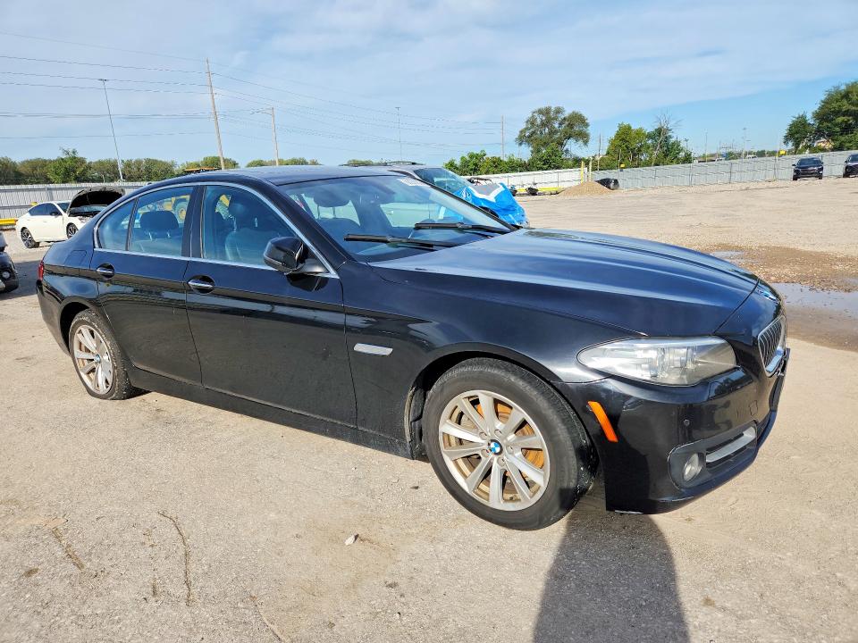 Снимка 4 от търг – 2015 BMW 528 с VIN WBA5A7C58FD621794