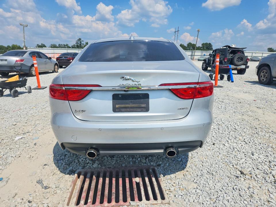 Снимка 6 от търг – 2017 JAGUAR XF с VIN SAJBE4BV3HCY30073