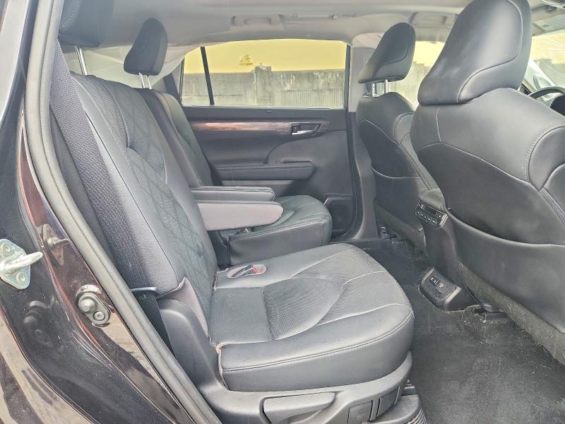 Foto 11 de la subasta – 2020 TOYOTA HIGHLANDER con VIN 5TDFARAH1LS003264