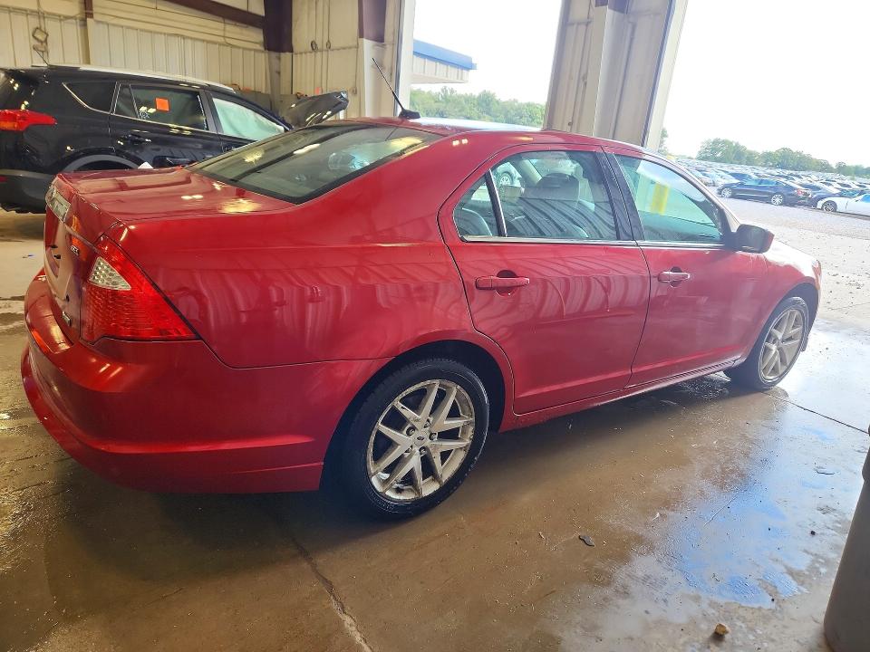 Photo 3 from auction – 2010 FORD FUSION with VIN 3FAHP0JG7AR331899