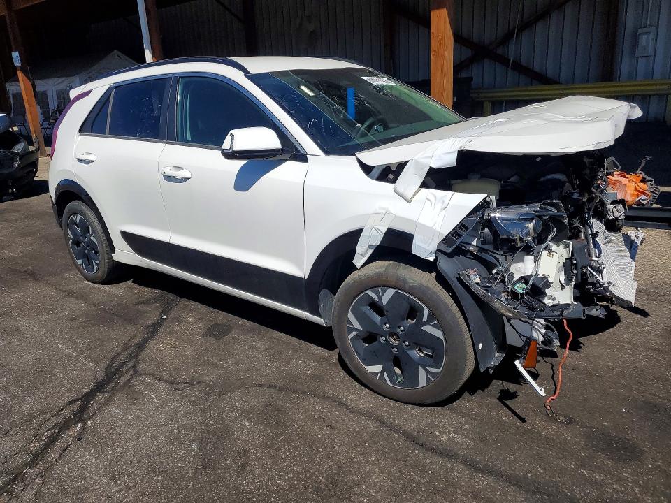 Photo 4 from auction – 2024 KIA NIRO with VIN KNDCR3L13R5117869