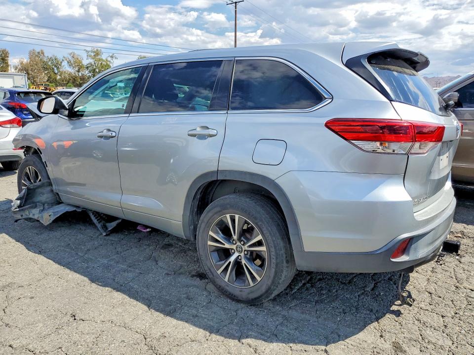 Zdjęcie 2 z aukcji – 2017 TOYOTA HIGHLANDER z VIN 5TDZZRFH7HS190256