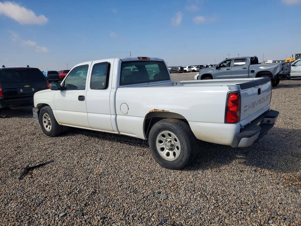 Photo 2 from auction – 2005 CHEVROLET SILVERADO with VIN 2GCEC19V351180264