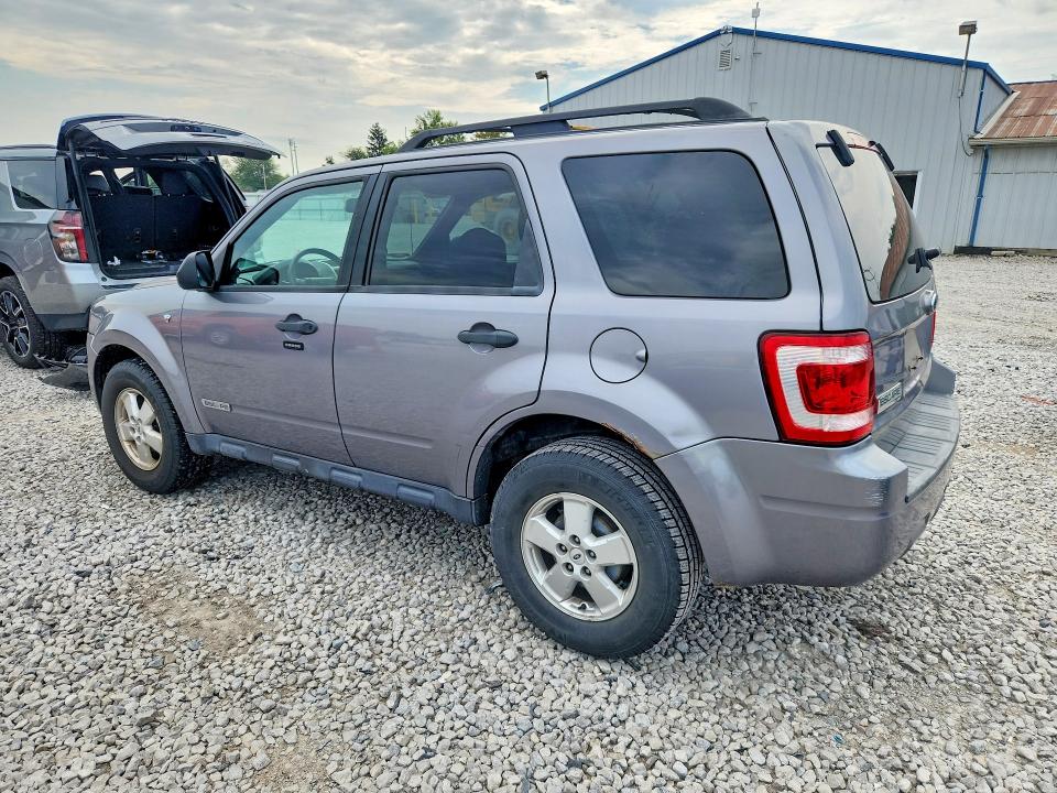 Photo 2 from auction – 2008 FORD ESCAPE with VIN 1FMCU03138KA91850