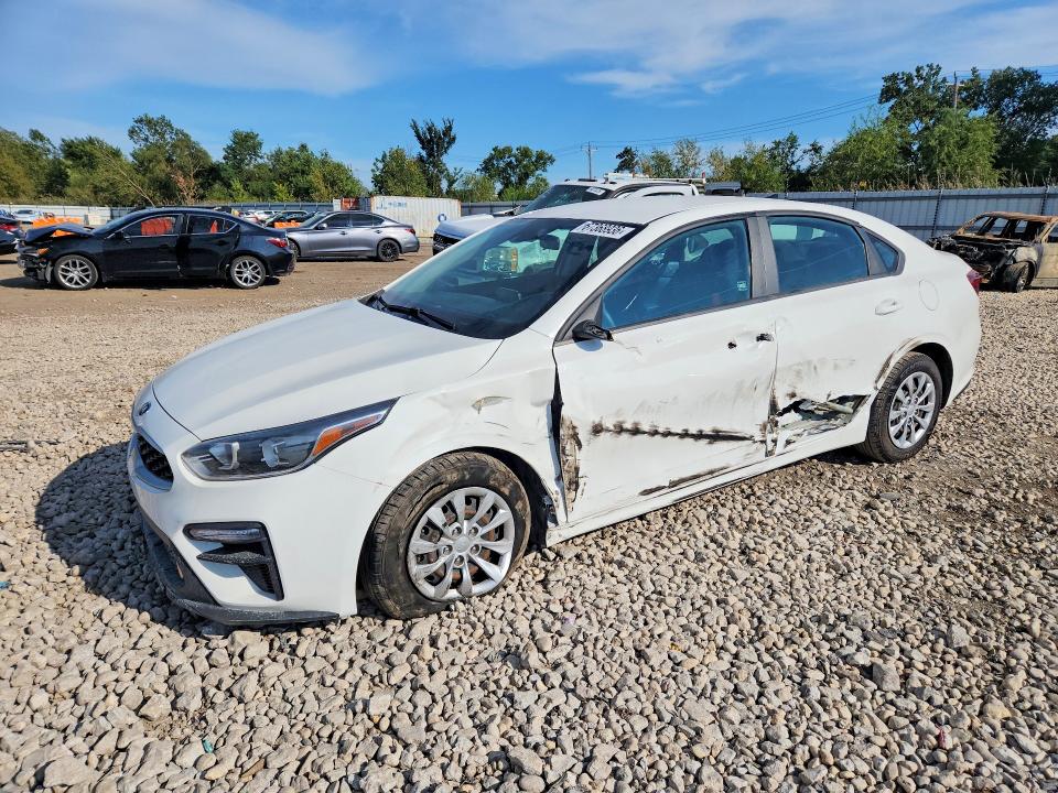 KIA FORTE 2021 with VIN 3KPF24ADXME397615 - Photo from auction