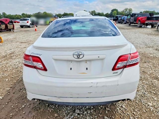 Photo 6 from auction – 2011 TOYOTA CAMRY with VIN 4T1BF3EK9BU582822