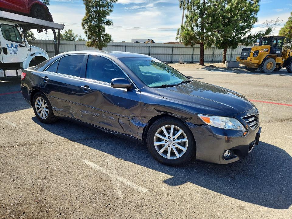 Photo 4 from auction – 2011 TOYOTA CAMRY with VIN 4T4BF3EK4BR190675