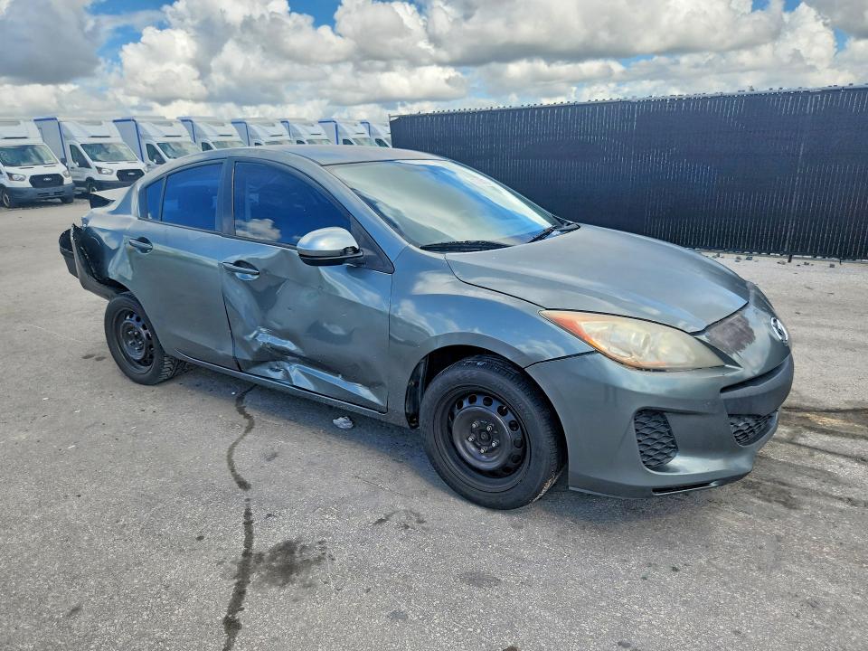 صورة رقم 4 من المزاد - 2013 MAZDA 3 مع VIN JM1BL1U75D1767596