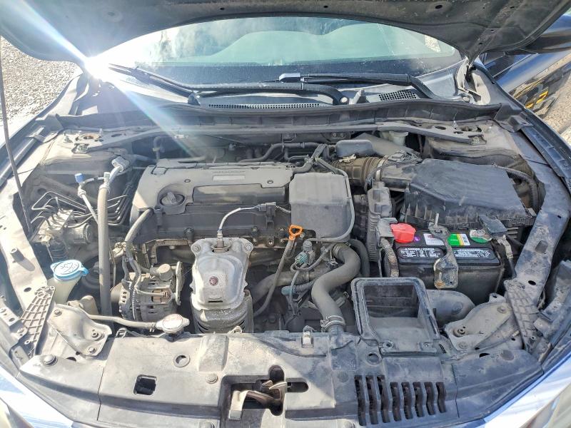 Photo 11 from auction – 2016 HONDA ACCORD with VIN 1HGCR2F55GA245478