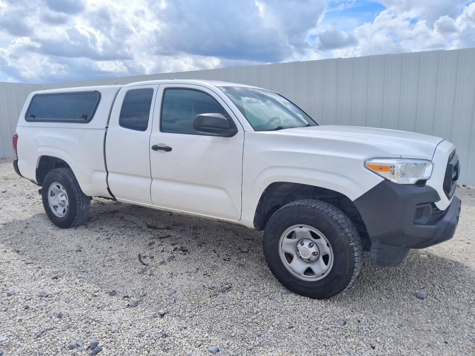 Photo 4 from auction – 2023 TOYOTA TACOMA with VIN 3TYRX5GN4PT083882