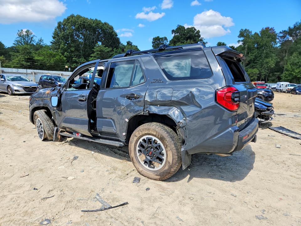 Photo 2 from auction – 2026 TOYOTA 4RUNNER with VIN JTEVB5BR3T5031447