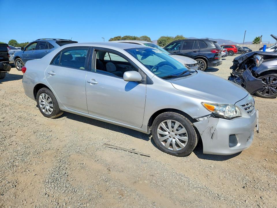 Photo 4 from auction – 2013 TOYOTA COROLLA with VIN 5YFBU4EE8DP140690