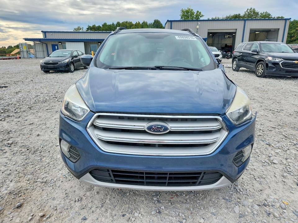 Снимка 5 от търг – 2018 FORD ESCAPE с VIN 1FMCU0GD0JUC68885
