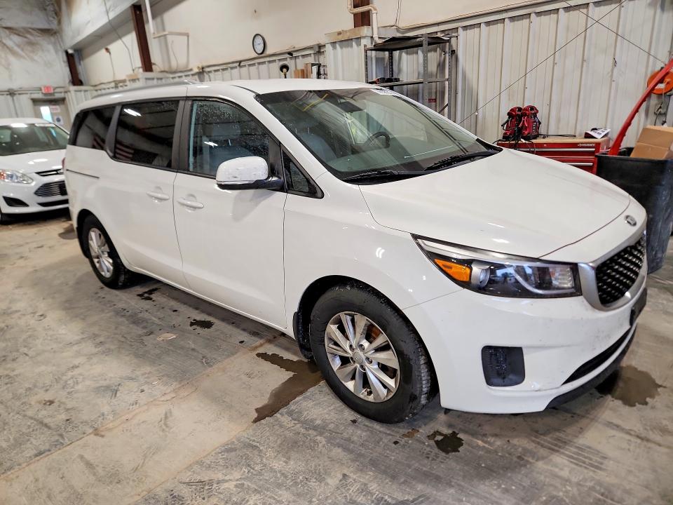 Photo 4 from auction – 2016 KIA SEDONA with VIN KNDMB5C15G6203504