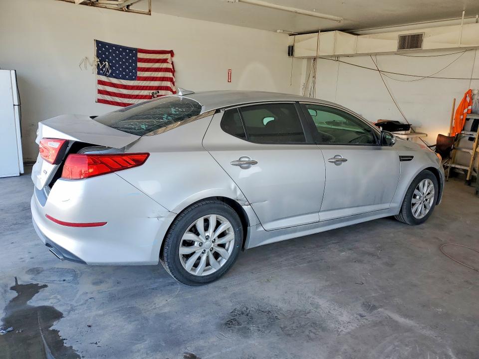 Photo 3 from auction – 2014 KIA OPTIMA with VIN 5XXGM4A70EG328854