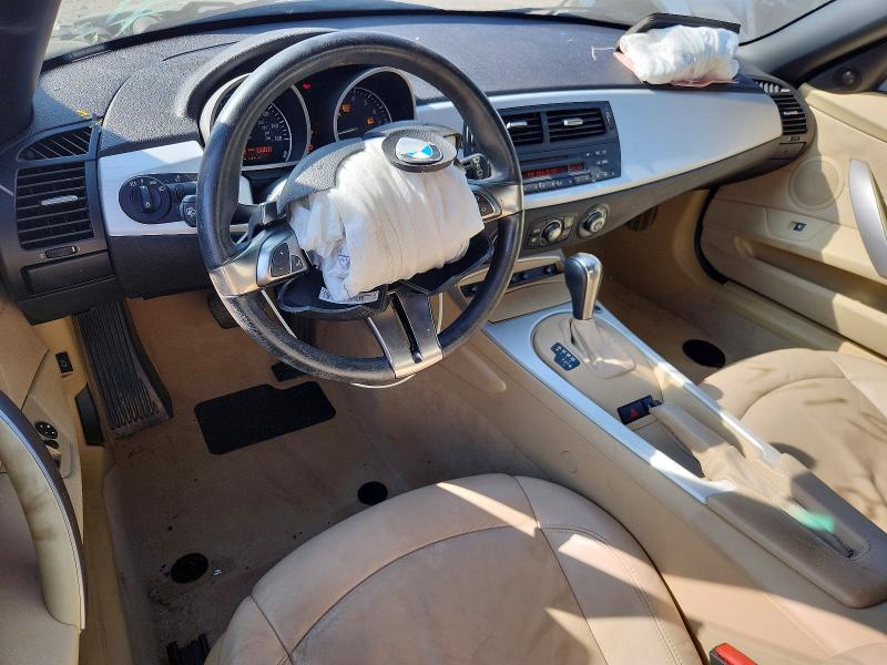 Photo 8 from auction – 2006 BMW Z4 with VIN 4USBU33516LW66369