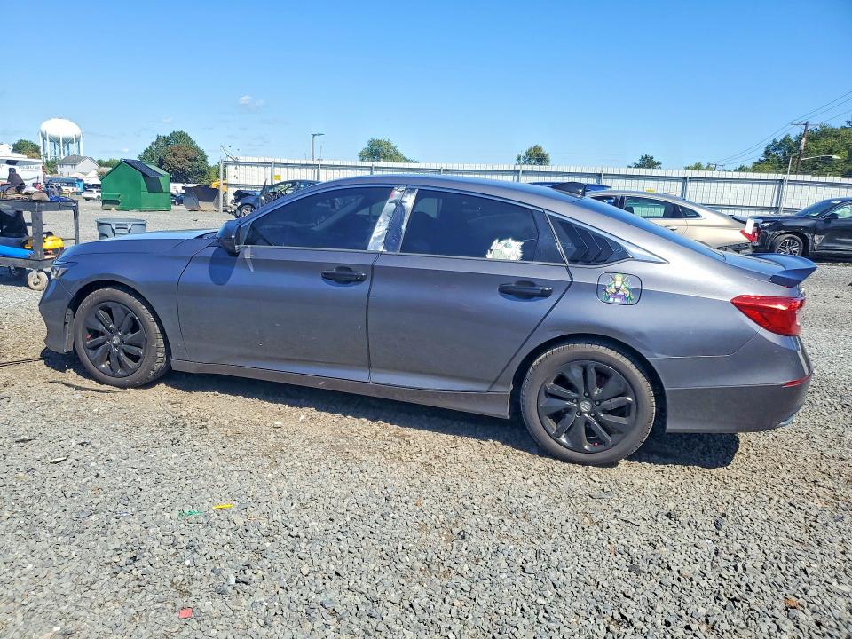 Снимка 2 от търг – 2018 HONDA ACCORD с VIN 1HGCV1F15JA076007