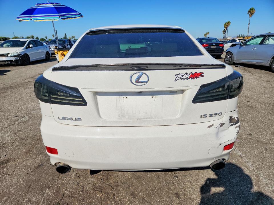 صورة رقم 6 من المزاد - 2006 LEXUS IS مع VIN JTHBK262765014415
