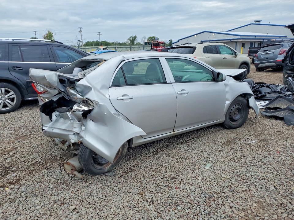 Снимка 3 от търг – 2010 TOYOTA COROLLA с VIN 2T1BU4EE1AC274498