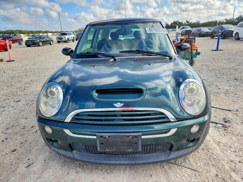 Photo 5 from auction – 2006 MINI COOPER with VIN WMWRE33506TJ36960