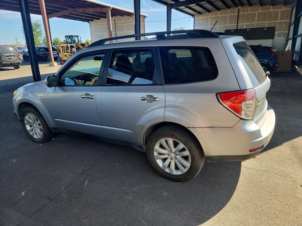Photo 2 from auction – 2012 SUBARU FORESTER with VIN JF2SHAFC3CH429536