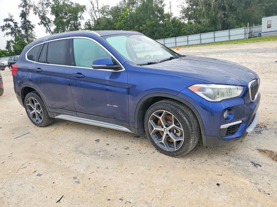 Photo 4 from auction – 2018 BMW X1 with VIN WBXHU7C37J5H45179