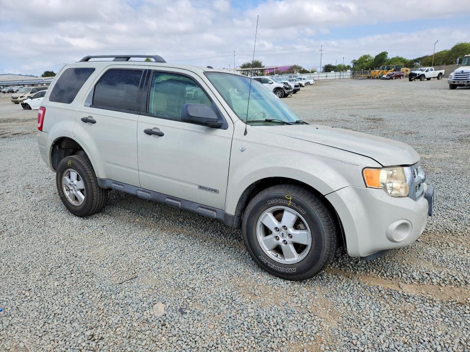 Photo 4 from auction – 2008 FORD ESCAPE with VIN 1FMCU93128KD06252