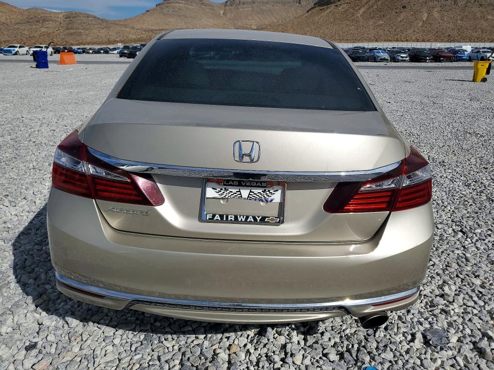 Снимка 6 от търг – 2016 HONDA ACCORD с VIN 1HGCR2F30GA159879