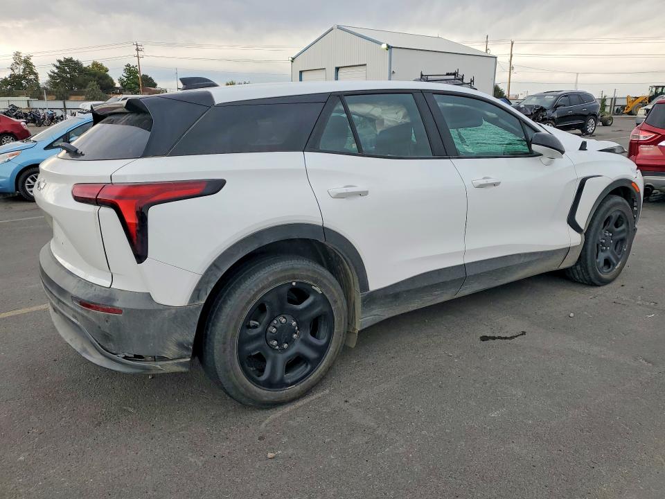 Zdjęcie 3 z aukcji – 2025 CHEVROLET BLAZER z VIN 3GNKDFRL6SS194369