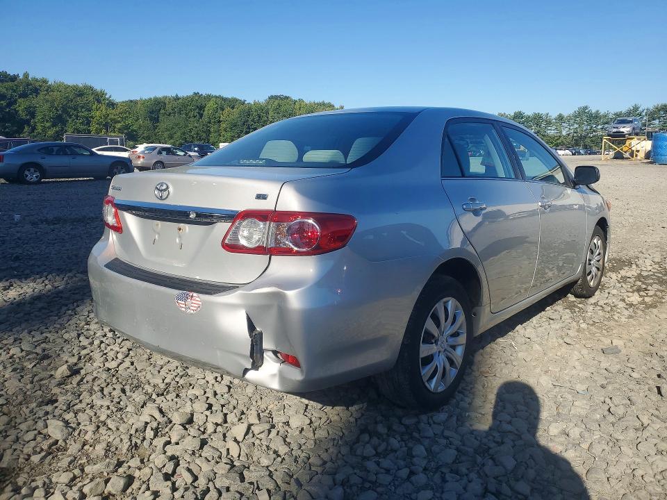 Photo 3 from auction – 2013 TOYOTA COROLLA with VIN 2T1BU4EE5DC967966