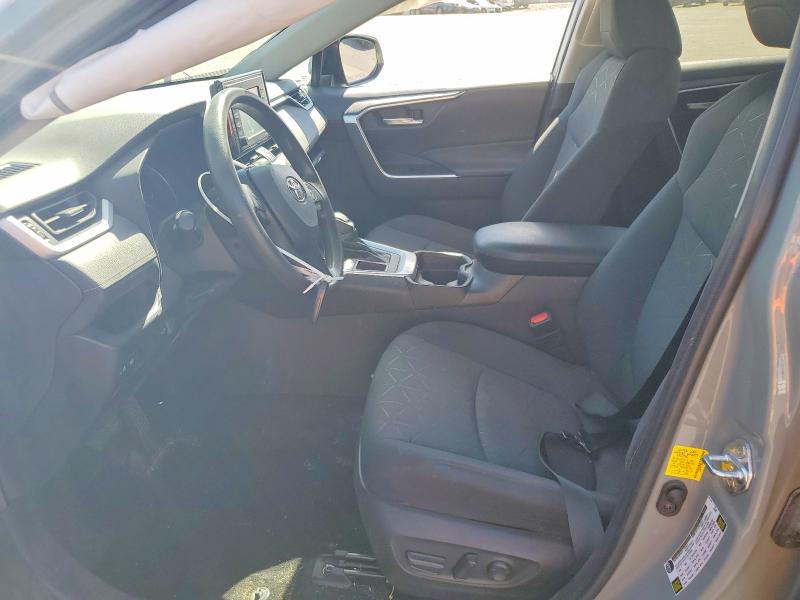 Photo 7 from auction – 2021 TOYOTA RAV4 with VIN 2T3W1RFV3MW161314